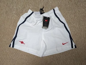 Vintage Arsenal Nike Home Shorts 2000/02 Youth Medium BNWT - Picture 1 of 9