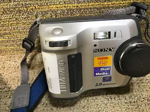 Sony Mavica Floppy Disk Digital Cameras - MVC-FD200- AS IS - Picture 1 of 6