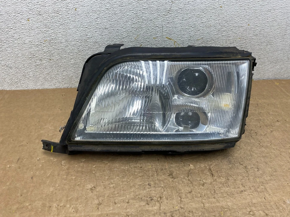 1996 1997 1998 Audi A6 Left Driver Side Headlight Halogen OEM N6529 DW - Image 1 of 4
