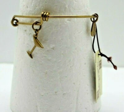 Pulsera de latón expandible Bella Ryann con dije de vino color dorado Foto 1 de 4