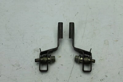 1981 HONDA CM400T CM400 (#432) LEFT RIGHT SEAT LOCK LATCH LEVER  Foto 1 de 4