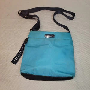 Nautica Aqua Blue Nylon Crossbody Bag Handtasche - verstellbarer Riemen - leicht - Bild 1 von 10