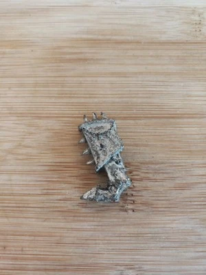 Chaos 40k C Daemons Khorne Bloodcrusher metal Juggernaut 90s Left Leg Part GW - Image 1 of 4