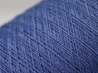 S08 (64€/kg) 250g SUPERSOFT MERINO / KASCHMIR ENZIAN (48/2) Zwirn Wolle Strick - Bild 1 von 3