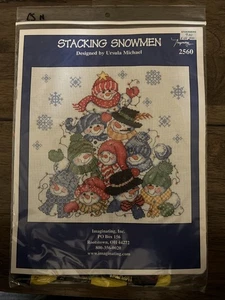 Fantasievolle Kreuzstich-Set "Stapelschneemänner" 2560 von Ursula Michael NEU - Bild 1 von 2