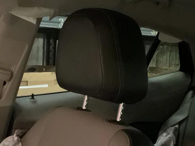 ENCORE    2014 Headrest 1890561 - Image 1 of 4