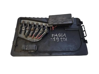 Scatola fusibili Skoda Fabia I 6Y2 6Q0937550C 1.90 Diesel 2002 29496896 - Immagine 1 di 4