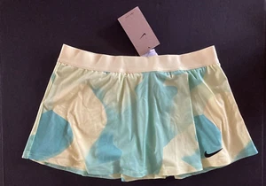 NWT Nike Court Girls Size L 14-16 Dri-FIT Victory Tennis Skirt Skort Lemon Lime - Picture 1 of 3