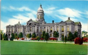 WYOMING STATE CAPITOL Cheyenne, WY Postcard - Picture 1 of 2