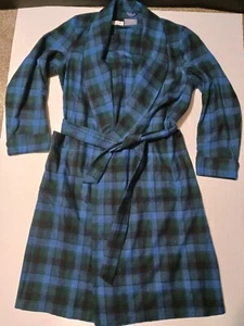 Vintage Pendleton 100% Virgin Wool Robe Mens M Blue Green Black Plaid USA Made - Picture 1 of 24