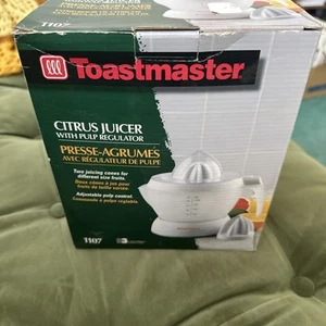Toastmaster 32 oz Citrus Juicer Model #1107 - Picture 1 of 9