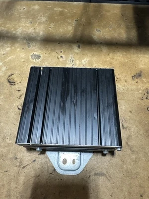 2006 - 2012 Mercedes Benz ML350 DC Inverter Control Module A2049820020 OEM - Image 1 of 4