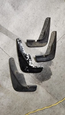 Toyota MR2 SW 1991-1997 trasero izquierdo, delantero derecho, guardabarros guardabarros protector contra salpicaduras Foto 1 de 3