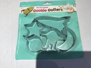 Juego de 5 cortador de galletas de cocina artesanal de acero inoxidable nuevo en caja vieja desgastada - Imagen 1 de 4