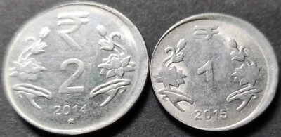 India Set of Rs 2 & 1, Error coins, 2014 & 2015, with *OFF CENTER STRIKES* (D46) - Image 1 of 2