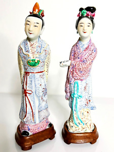 Vintage SET of 2 PORCELAIN CHINESE FIGURINES Husband Wife Famille Rose INTRICATE