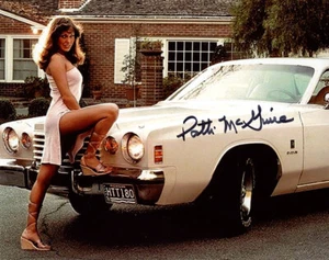 PATTI McGUIRE SIGNED AUTOGRAPHED 8x10 PHOTO CELEBRATED MODEL RARE BECKETT BAS - Picture 1 of 2