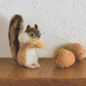 Needle Felting Kit Felt Animals Wool Felting DIY Kit : 1 Set Squirrel - Picture 1 of 2