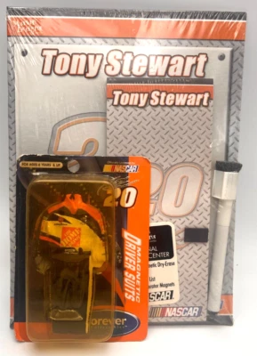 NASCAR TONY STEWART HOME DEPOT MAGNETIC DRIVER SUIT WITH DRY ERASE BOARD PACK Foto 1 de 4