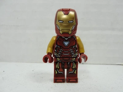 Lego Marvel Super Heroes Avengers Minifigure Iron - Image 1 of 3
