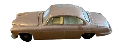 Matchbox Lesney No. Sedã 28 Jaguar MK 10 marrom 1964 - Imagem 1 de 4