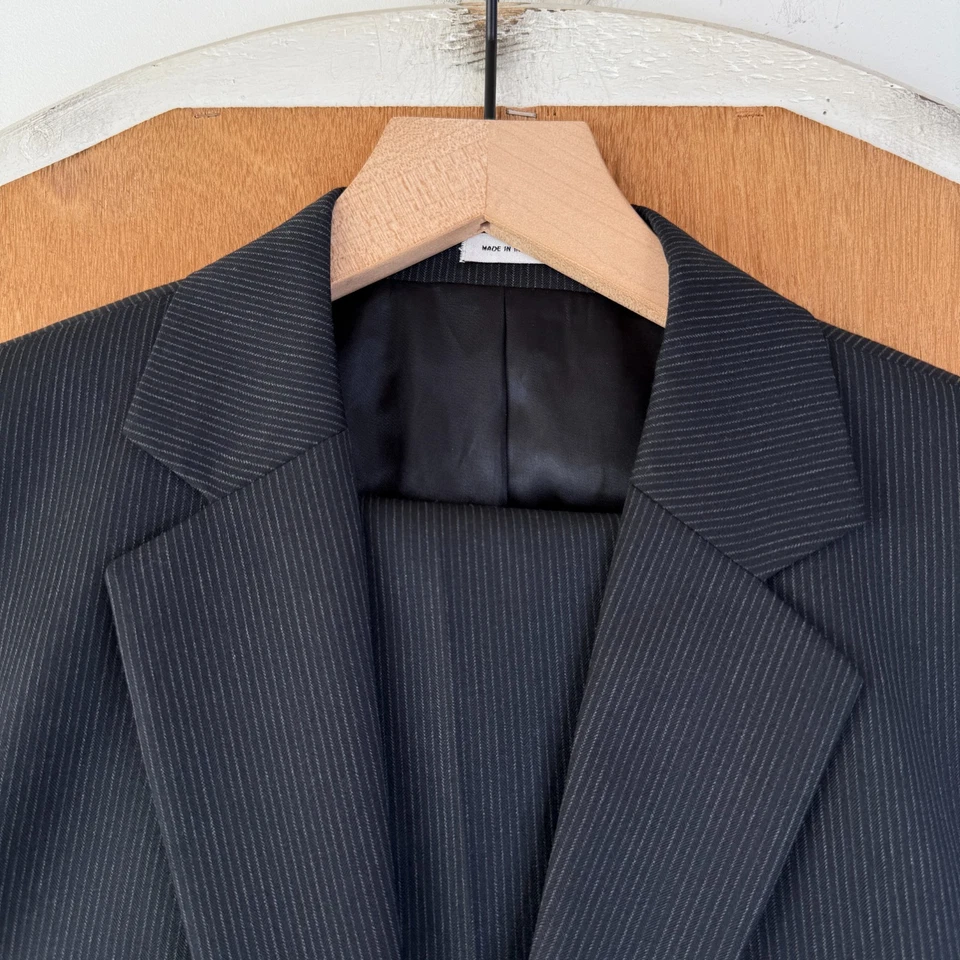 Calvin Klein Suit Mens 40R Black Pinstripe 2 Button Wool Blend Pants 34x29 Flat - Image 1 of 4