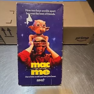 MAC AND ME VHS 1989 Family Alien Film CHRISTINE EBERSOLE Jonathan Ward Paul Rudd - Picture 1 of 12