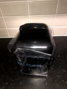 Russell Hobbs Mini-Kühlschrank 4 Liter 6 Dosen tragbarer Netzteilkühler Wärmer Kosmetik - Bild 1 von 4
