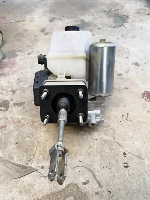 2012-2020 Nissan NV1500 NV2500 Hydraulic Power Brake Booster W/ Master Cylinder Foto 1 de 4