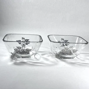 2 Vintage Georges Briard Glass Bowls Snacks/Chips/Candy - Picture 1 of 5