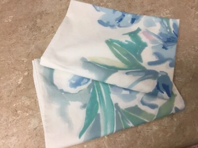CONJUNTO DE 2 FRONHAS VINTAGE SPRINGMAID BRANCO AZUL FLORAL PADRÃO CHARMOSO! - Imagem 1 de 4