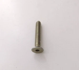 Bombardier/Can-Am 205353046 Screw M5x30 NOS ATV - Bild 1 von 1