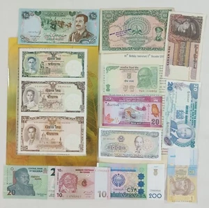 Billetes del Mundo, Lote de 11 Billetes y 1 Billete de Tailandia con Carpeta, Total 12 - Imagen 1 de 2