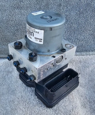 Sistema de módulo de control de freno antibloqueo ABS Kia Sorento 2011 2012 2013 Foto 1 de 4