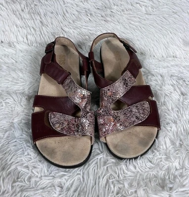 SAS Sandals Womens Size 9M Burgundy Snakeskin Tripad Comfort Made in USA - Image 1 of 4
