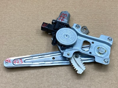 2016-2017 SUBARU CROSSTREK ЗАДНИЙ ЛЕВЫЙ ВОДИТЕЛЬСКИЙ БОКОВОЙ СТЕКЛОПОДЪЕМНИК OEM ЛОТ773 - Изображение 1 из 4