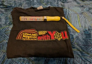 Lote de camisetas y bolígrafos Love Live Nijigasaki 1st Live With You - Imagen 1 de 4
