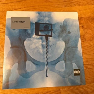 Lorde Signed Virgin Black Vinyl LP Autographed - IN HAND READY TO SHIP - SEALED - Picture 1 of 4
