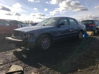 AC Condenser Fits 06-11 CROWN VICTORIA 1772322 - Image 1 of 4
