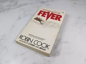 Fever Robin Cook 1st Edition Signet Printing Medical Thriller Book - Picture 1 of 6