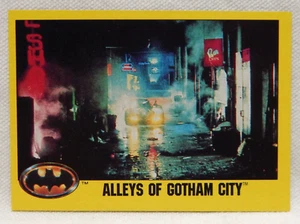 GOTHAM CITY BATMAN TRADING CARD #211, TOPPS 1989 - Picture 1 of 2