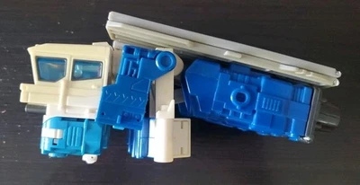 Transformers RID 2001 Super Class ULTRA MAGNUS God Magnus Cab For Parts Repair - Image 1 of 4