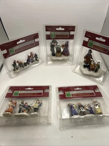 Weihnachtsdorf Figuren im viktorianischen Stil von Forever Gifts. Lot 5 (11 Figuren) - Bild 1 von 6