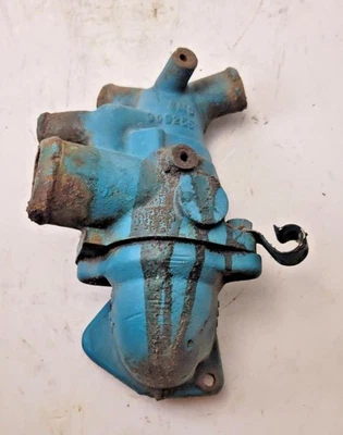 OMC Stringer thermostat housing 909255 908728 - Image 1 of 3