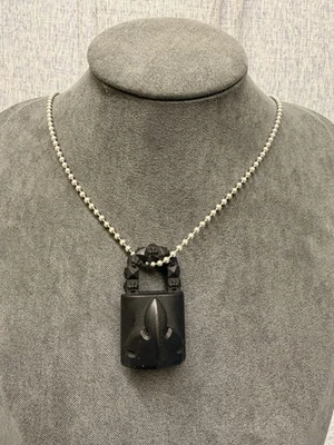 Хром сердца силиконовый резиновый черный замок ожерелье кулон 30» - Изображение 1 из 4