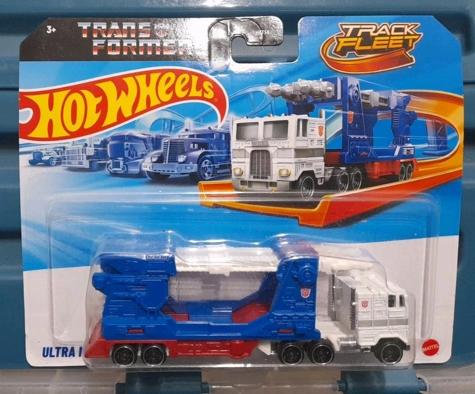 HotWheels -Track Fleet Transformers Ultra Magnus - licensed by Hasbro - Immagine 1 di 4