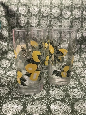 Vintage Set of 3 Royal Lemon Citrus 16 oz Drinking Glasses Tumblers - Image 1 of 4