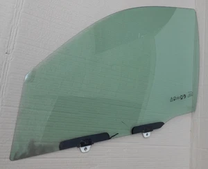 Rover 25 200 MG ZR 5 door 1995-06 N/S Front door glass window - Picture 1 of 3