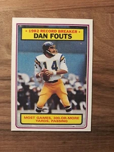 1983 Topps - #3 Dan Fouts, 1982 Record Breaker  - Imagen 1 de 10