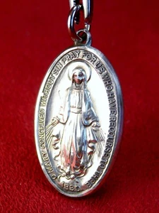 BEAUTIFUL FACE OF MARY LOURDES PILGRIMAGE STERLING CATHOLIC MIRACULOUS MEDAL - Picture 1 of 12
